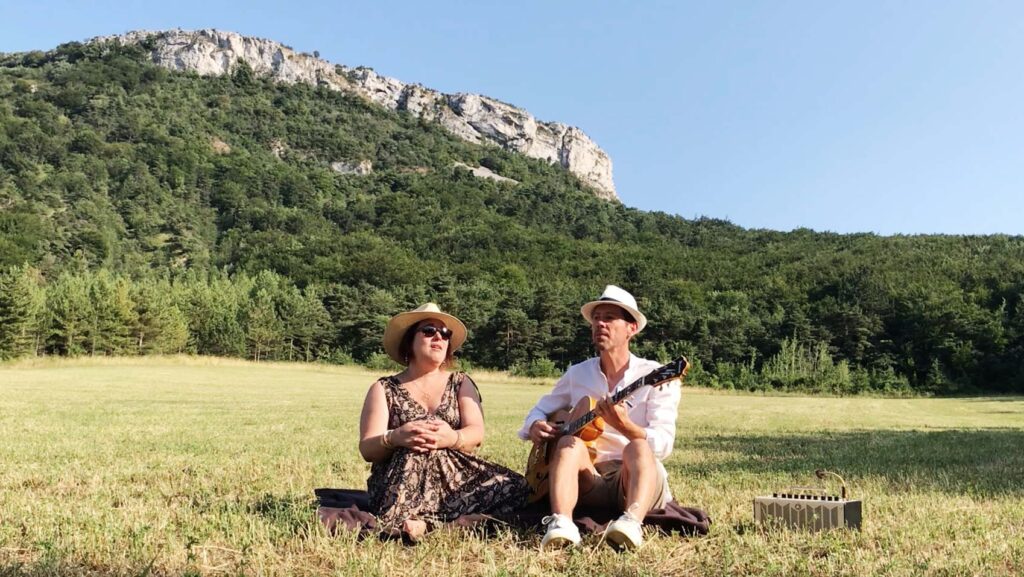 Duo jazzy Valence au pied du Vercors, Drôme Duo jazzy Valence au pied du Vercors, Drôme